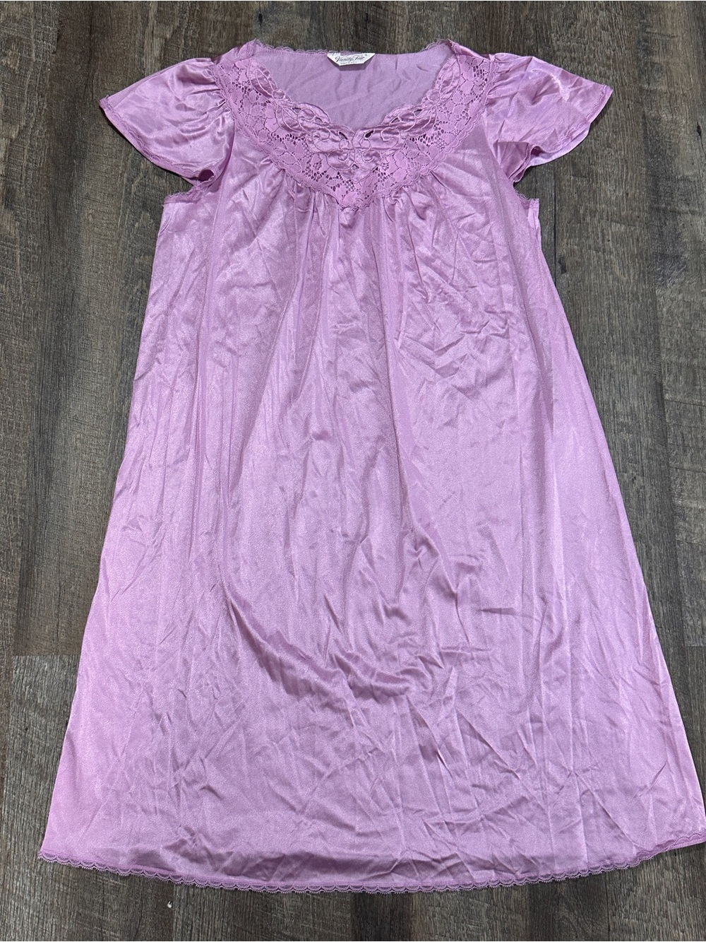 Vintage Vanity Fair Lilac Purple Floral Lace Nylon Nightgown Small Made In USA